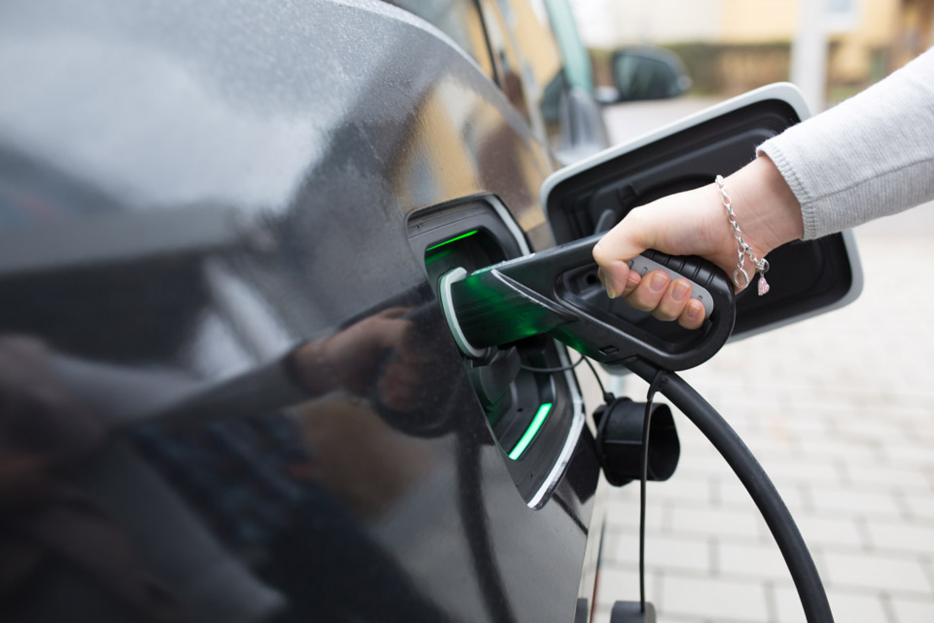 Elektro­mobilität bei Elektro Adigüzel in Fernwald-Annerod